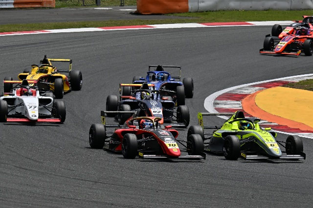 SC 中の予期せぬ結末も佐藤樹が初優勝︕