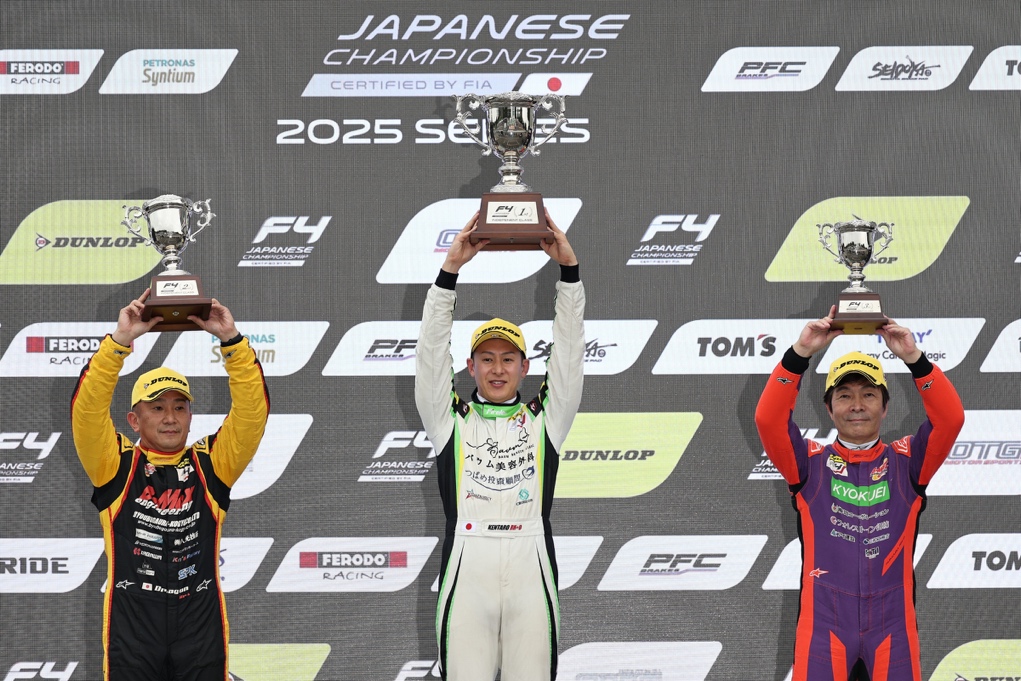 緊迫のトップ争いを鈴⽊⽃輝哉が制し2勝⽬　INDPではKENTAROが逃げ切り3勝⽬飾る
