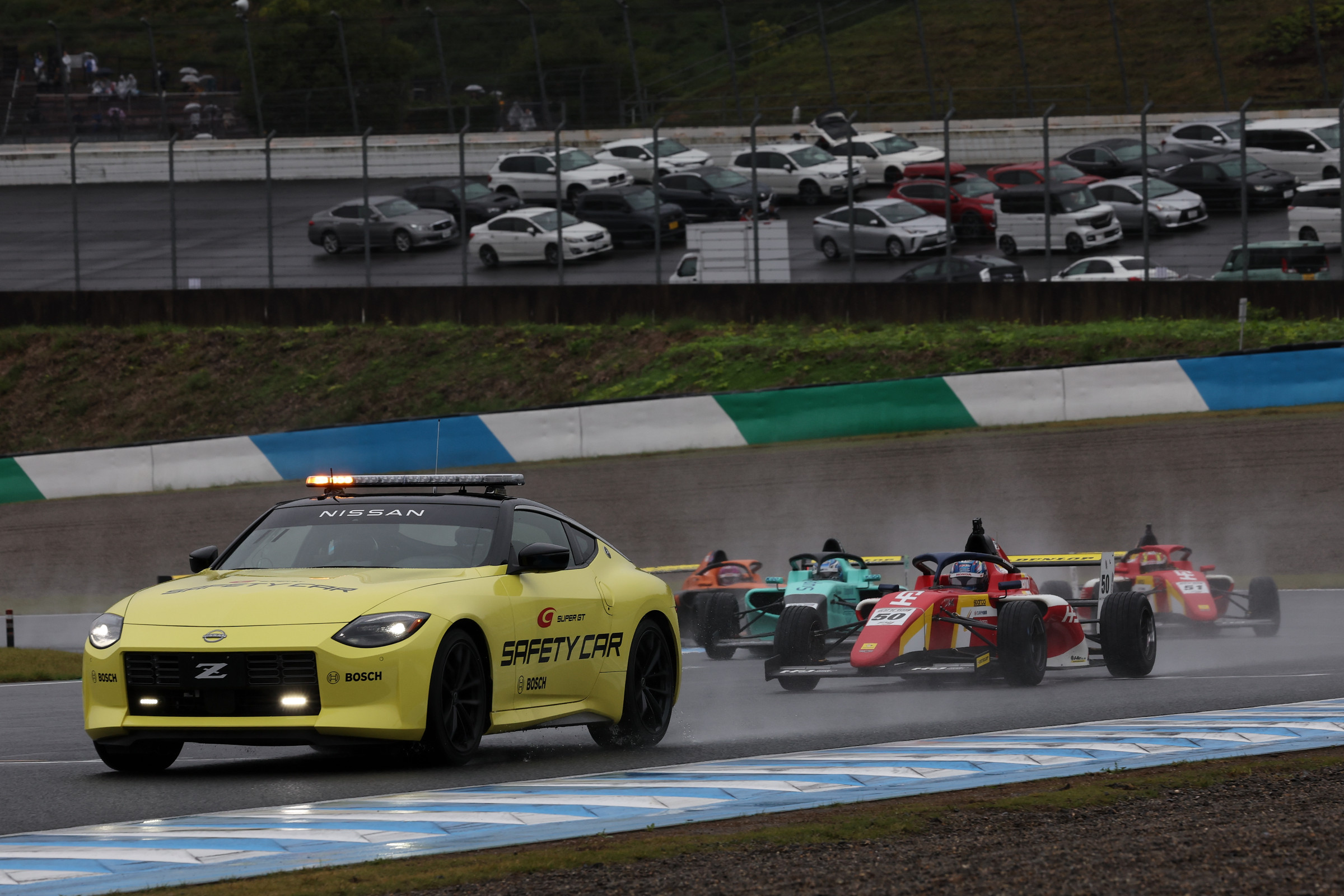 野村勇斗が雨のもてぎでまたも逆転で連勝！INDP、第13戦は今田信宏が逆襲の4勝目飾る